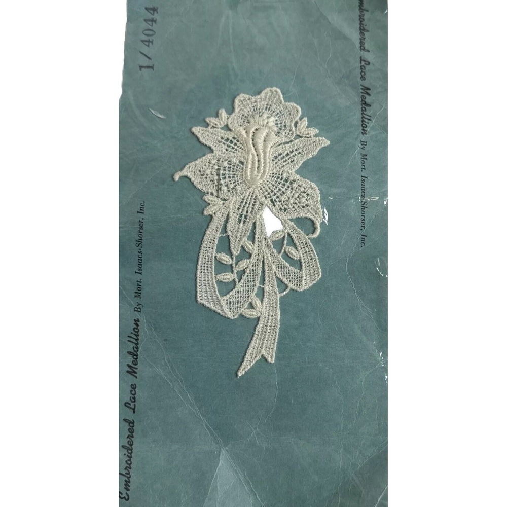 Off White Cotton Antique Lace Large Tulip Embellishment By Mort Isaac's Shorter